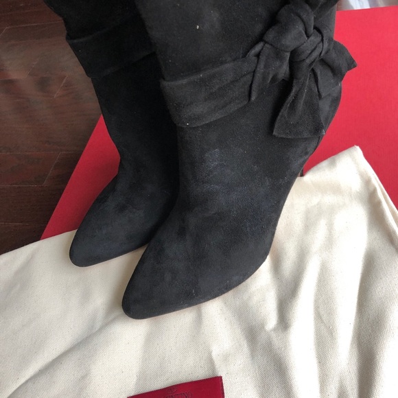 Cute bow black suede booties - Picture 4 of 4